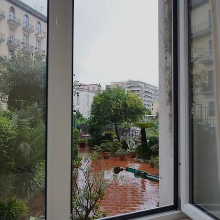 Dimora Metro Santacroce Bed & Breakfast