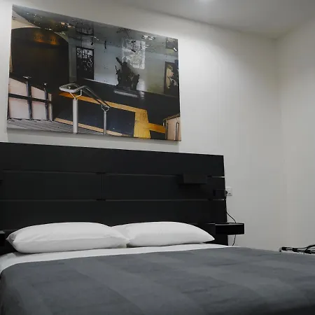 Couette-café Dimora Metro Santacroce 3*