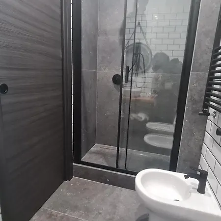 Dimora Metro Santacroce 3*
