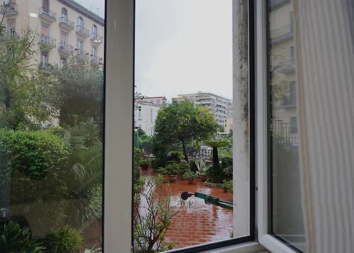 Dimora Metro Santacroce فندق مبيت وإفطار