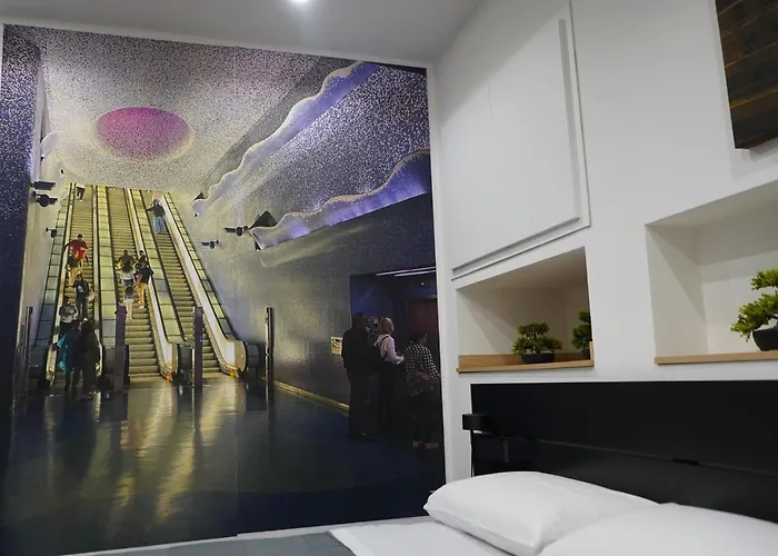 Dimora Metro Santacroce نابولي