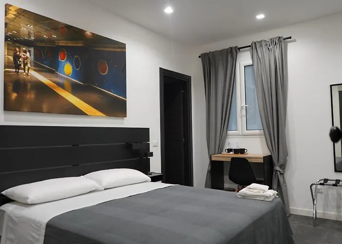 Dimora Metro Santacroce فندق مبيت وإفطار 4*