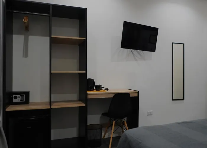 Dimora Metro Santacroce فندق مبيت وإفطار 4*