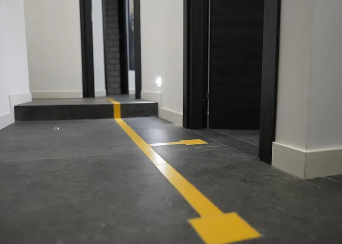 Dimora Metro Santacroce فندق مبيت وإفطار 4*