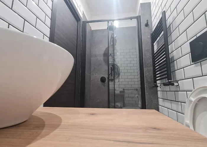 فندق مبيت وإفطار Dimora Metro Santacroce 4*